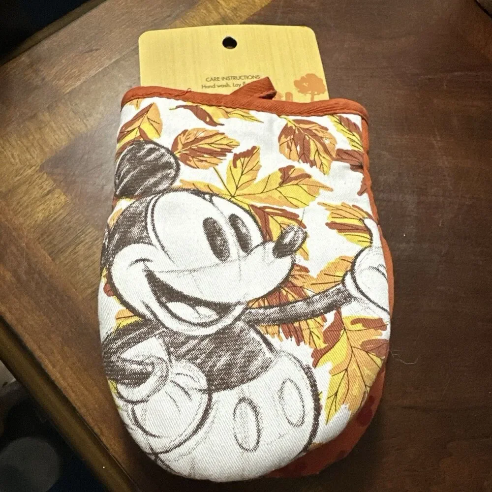 Disney these nwt